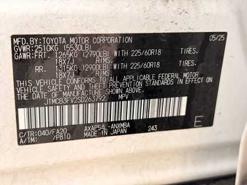 Used 2025 Toyota RAV4 SE AWD/4WD image 35
