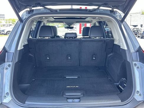 Certified 2023 Nissan Rogue Platinum w/ Platinum Premium Package AWD/4WD image 28