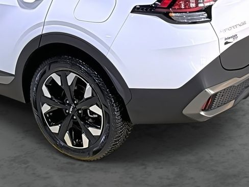 Used 2023 Kia Sportage X-Line image 9