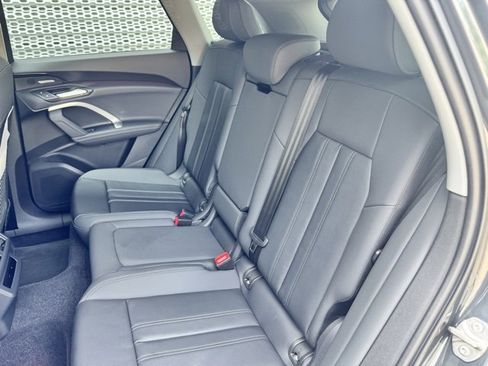 New 2025 Audi Q5 Premium Plus image 10