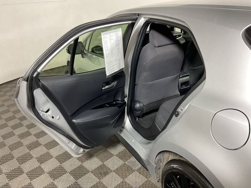 Used 2021 Toyota Corolla SE image 30