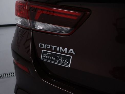Used 2020 Kia Optima Premium image 10