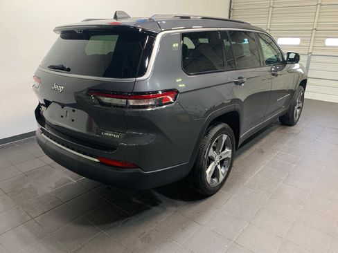 New 2026 Jeep Grand Cherokee L Limited w/ Luxury Tech Group II AWD/4WD image 3