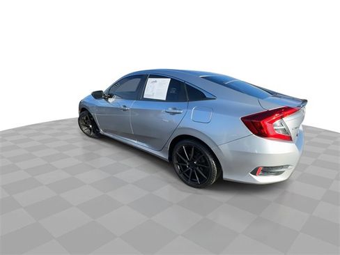 Used 2019 Honda Civic Sport image 6