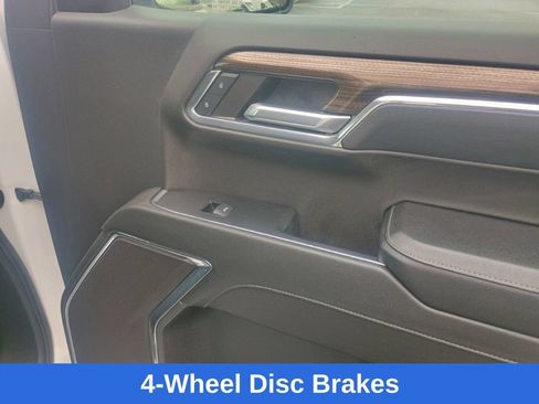 Used 2024 Chevrolet Silverado 1500 LT AWD/4WD image 16