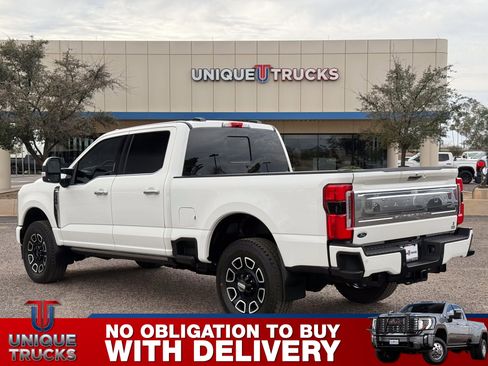 Used 2024 Ford F350 Platinum w/ FX4 Off-Road Package image 9
