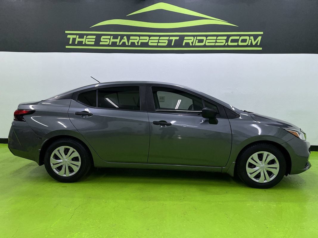 Used 2020 Nissan Versa S FWD image 11