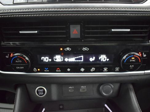 Used 2022 Nissan Rogue Platinum w/ Head-Up Display Package image 20