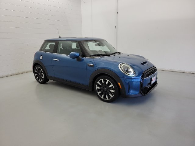 Used 2024 MINI Cooper S FWD image 3