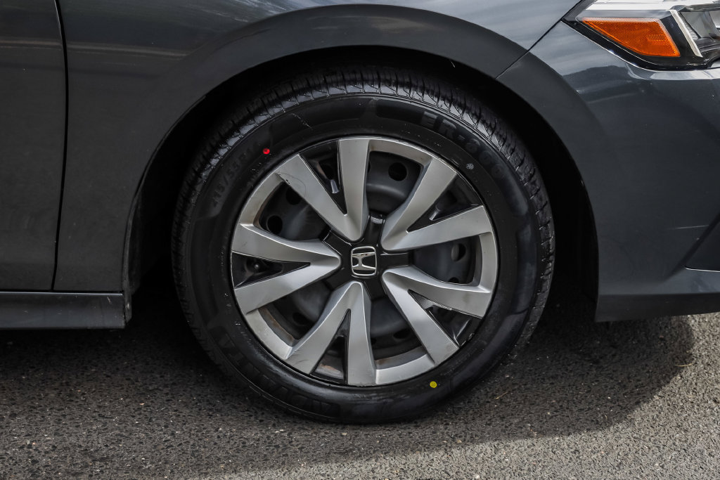 Used 2024 Honda Civic LX image 7