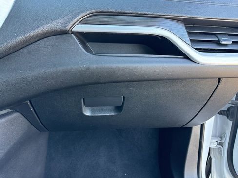 Used 2024 GMC Terrain SLE image 20