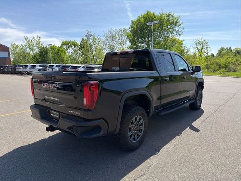Used 2025 GMC Sierra 1500 AT4X AWD/4WD image 9