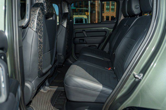 Used 2025 Land Rover Defender 110 AWD/4WD image 15