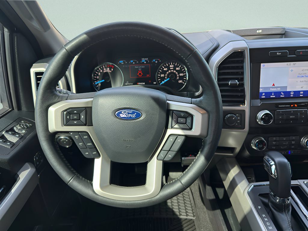 Used 2019 Ford F150 Lariat w/ Equipment Group 502A Luxury AWD/4WD image 17