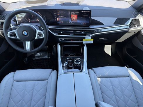 New 2026 BMW X6 xDrive40i AWD/4WD image 13