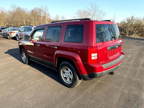 Used 2015 Jeep Patriot Sport image 5