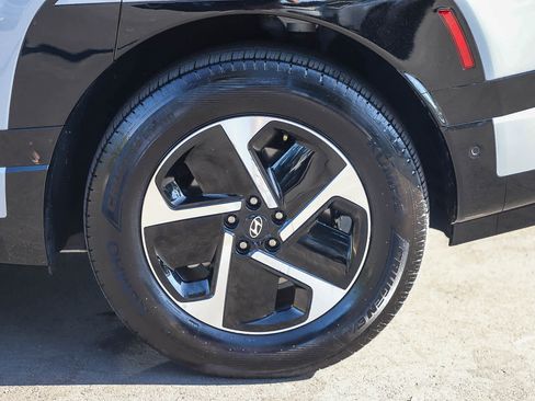 Used 2026 Hyundai Ioniq 9 SE AWD/4WD image 10