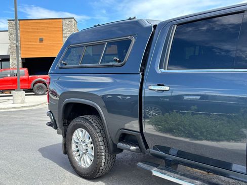 Used 2020 Chevrolet Silverado 3500 High Country w/ Z71 Off-Road Package AWD/4WD image 3