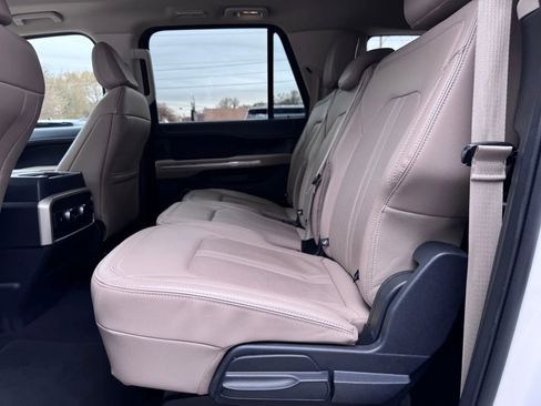 Used 2024 Ford Expedition Max Limited image 27
