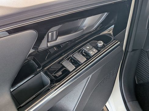 Certified 2023 Toyota bZ4X Limited image 9