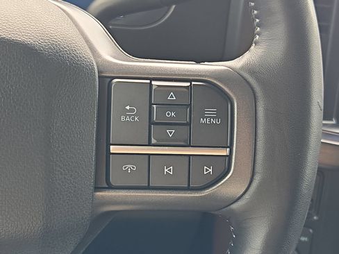 Used 2024 Ford F250 Lariat w/ Lariat Ultimate Package AWD/4WD image 17