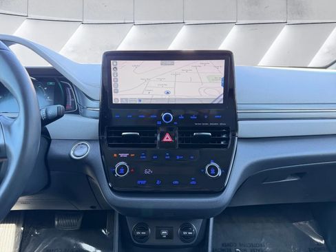 Used 2020 Hyundai Ioniq Limited image 13