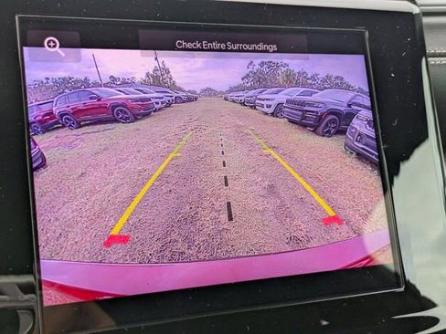 New 2025 Jeep Grand Cherokee L Laredo image 19