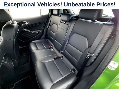 Used 2017 Mercedes-Benz GLA 250 4MATIC image 31