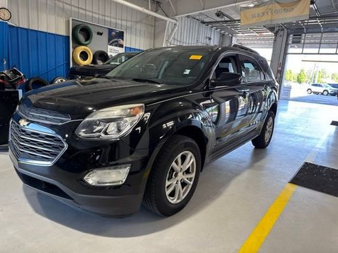 Used 2017 Chevrolet Equinox LT w/ Convenience Package FWD image 1