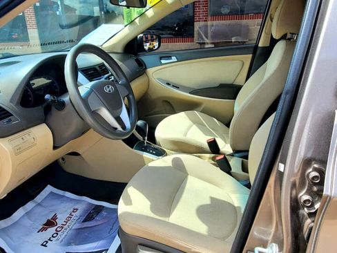 Used 2014 Hyundai Accent GLS image 13