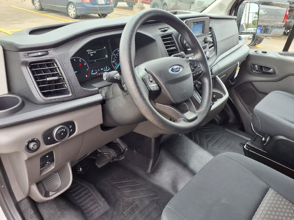 Used 2025 Ford Transit 250 Low Roof w/ Exterior Upgrade Package RWD image 9