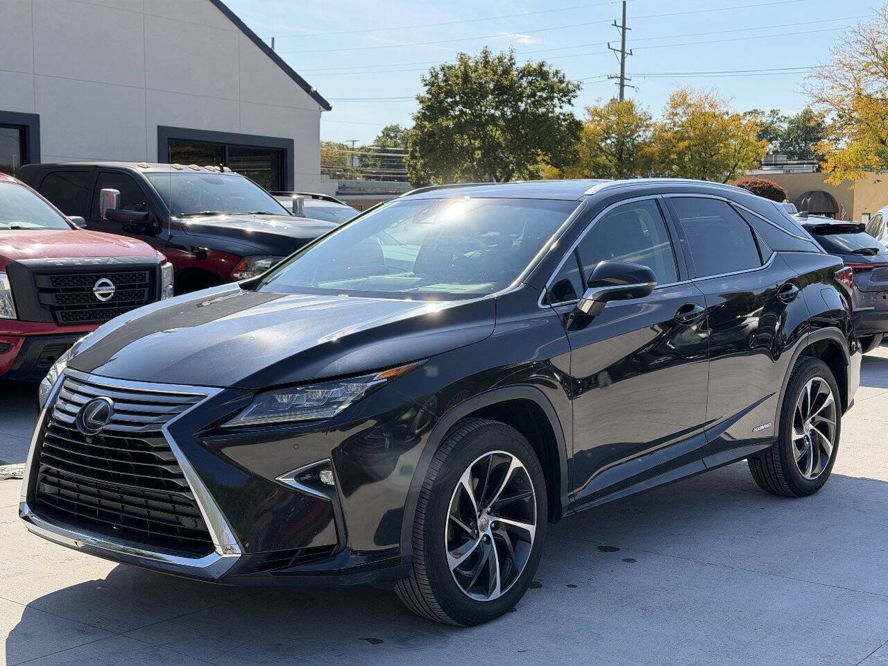 Used 2017 Lexus RX 450h AWD w/ Luxury Package image 2