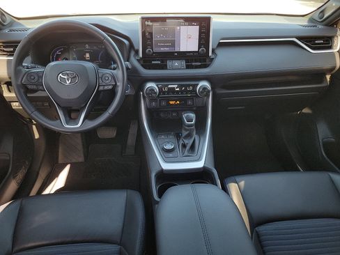 Used 2019 Toyota RAV4 XSE image 9