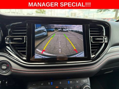Used 2025 Dodge Durango R/T AWD/4WD image 11