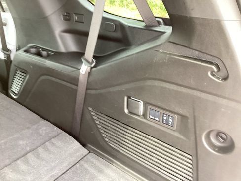 Used 2025 Chevrolet Tahoe Premier w/ Sun And Tow Package AWD/4WD image 21