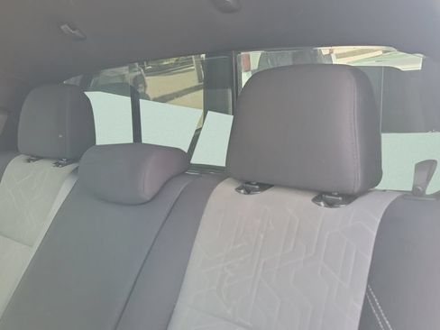 Used 2021 Toyota Tacoma TRD Off-Road w/ Technology Package AWD/4WD image 15