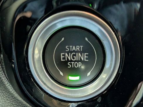 Used 2023 Chevrolet Silverado 1500 LTZ image 25