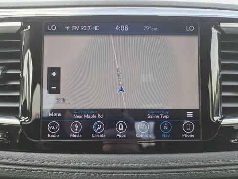 Used 2018 Chrysler Pacifica Limited w/ Advanced Safetytec Group FWD image 24