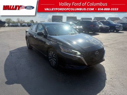Used 2024 Nissan Altima 2.5 SV