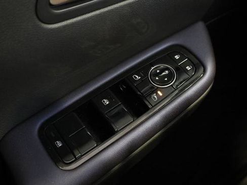 New 2026 Nissan Leaf SV+ w/ Floor Mat Package (SV+) FWD image 16