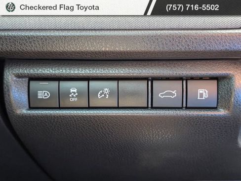 Used 2025 Toyota Camry LE w/ Convenience Package FWD image 23