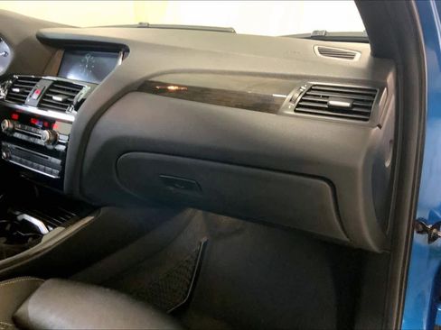 Used 2017 BMW X4 M40i image 19