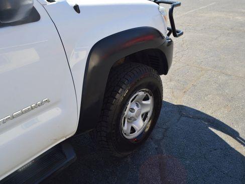 Used 2013 Toyota Tacoma 4x4 Double Cab w/ Convenience Pkg image 10