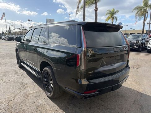 Used 2021 Cadillac Escalade ESV Sport w/ Driver Assist Tech Package image 5