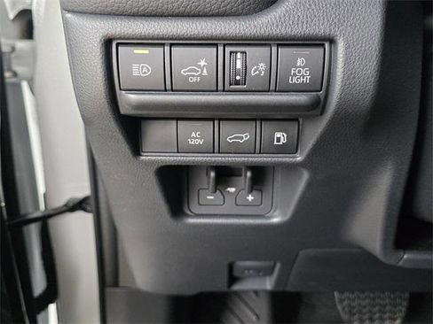 Certified 2024 Toyota Land Cruiser image 34