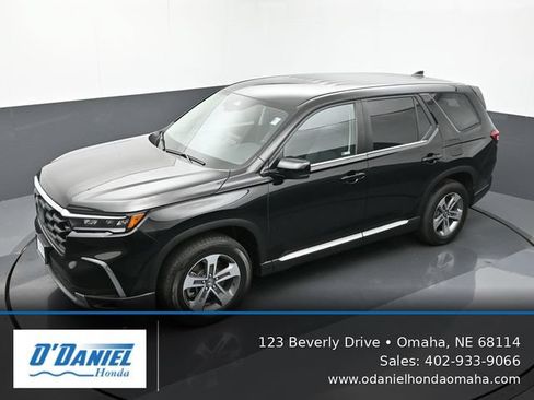 Used 2024 Honda Pilot EX-L image 16