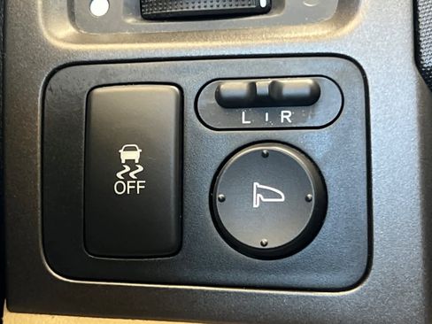 Used 2011 Honda CR-V SE image 27