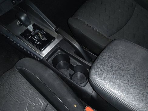 Used 2022 Mitsubishi Outlander Sport ES image 26