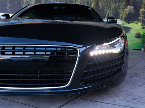 Used 2009 Audi R8 V8 image 28