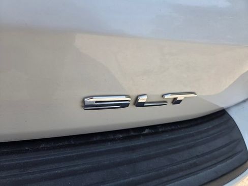 Used 2022 GMC Yukon SLT w/ SLT Premium Package AWD/4WD image 18